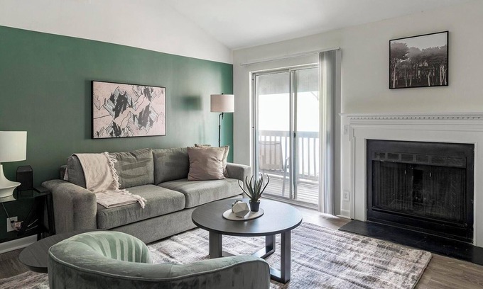 Green Hills Apartment | Landing | Stylish 1BD, Gym, Courtyard