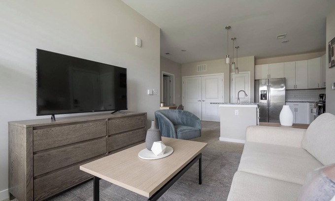 Huntersville Apartment | Landing | Stylish 1BD, Yoga Studio, Pool