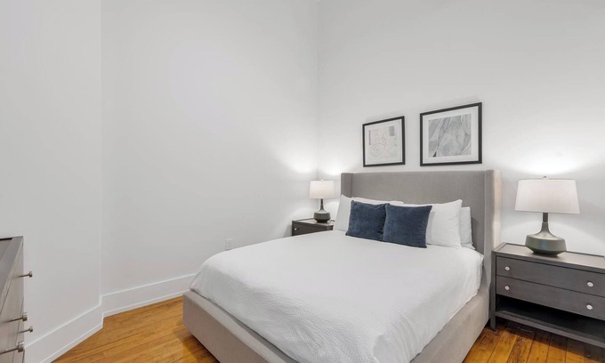 Greenville Apartment | Landing | Stylish 2BD, Yoga Studio, Gym