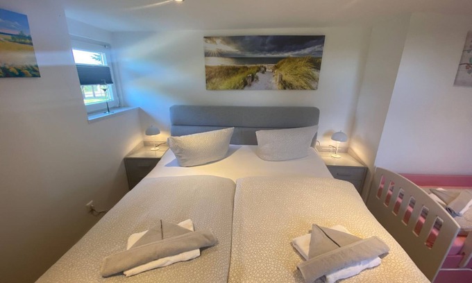 Dummerstorf Apartment | Landliebe Ferienwohnung - Ferienwohnung Landliebe mit Großem Garten