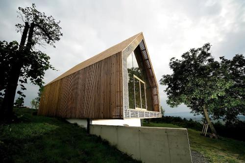 Fresing Ski Chalet | LandLoft in the Sausal wine region
