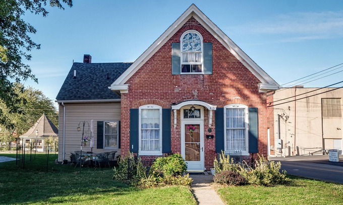 Belleville House | Landmark, accessible home in the heart of Belleville’s historic downtown