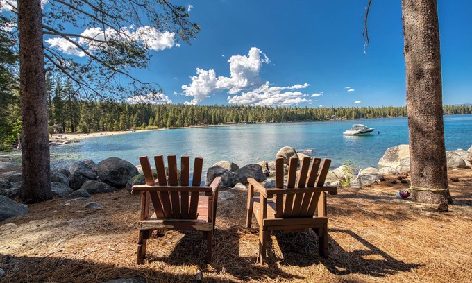 Meeks Bay House | Lands End at Meeks Bay by Tahoe Getaways - Pet Friendly Monthly Lease
