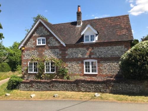 Alresford House | Lane End Cottage