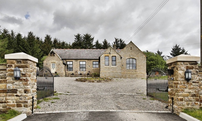 Lanehead Bed & Breakfast | Lanehead Old School