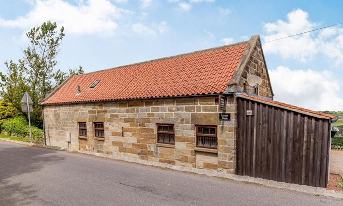 Glaisdale House | Lanes Barn