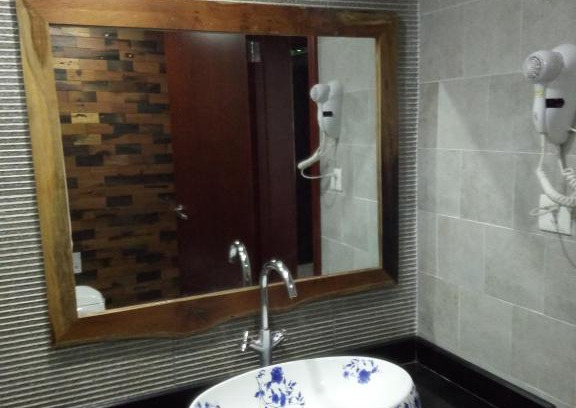 Shaoyang Hotel | Lang Quan Holiday Hotel