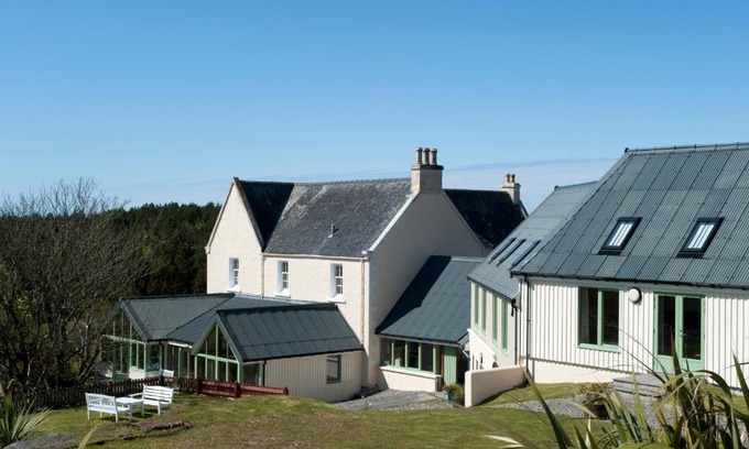 North Uist Hotel | Langass Lodge