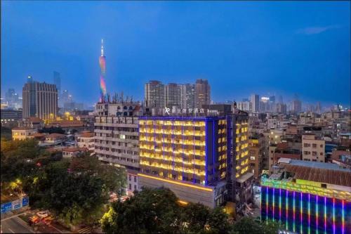 Haizhu Hotel | Langham Honor International Hotel Canton Fair Complex Kecun Metro Station Branch - Free Shuttle Bus to Canton Fair Complex During Canton Fair Period & Free Deliver Service to Guangzhou Baiyun International Airport