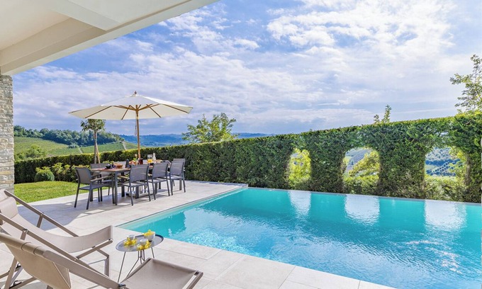 Neive Villa | Langhe Dream House - Four Bedroom Villa, Sleeps 8