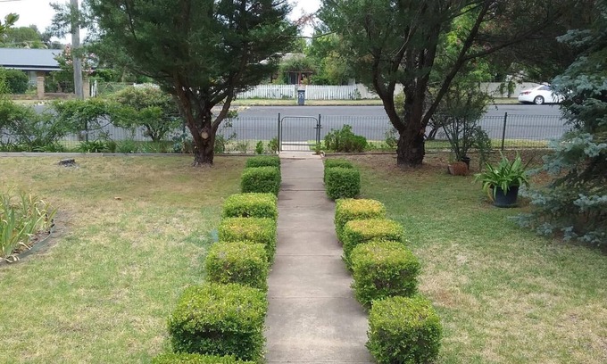 Coonabarabran House | Langley Cottage B & B