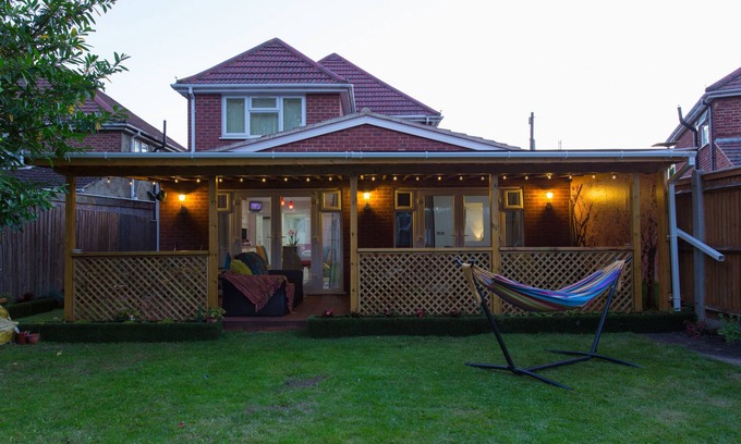 Langley Marish House | Langley Guest House