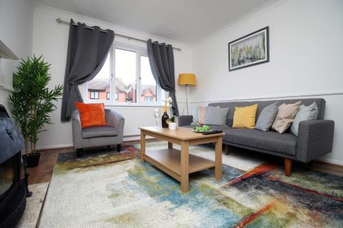 Langstone House | Langstone Close by Tŷ SA