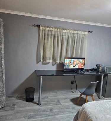 Emalahleni Apartment | Lanico