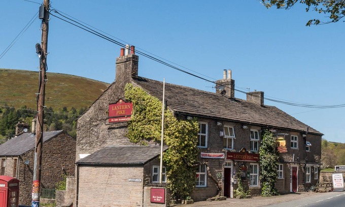 Little Hayfield Bed & Breakfast | Lantern Pike Inn