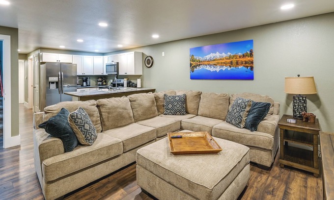 Laramie Apartment | Laramie Gem < 1/2 Mi to University of Wyoming!