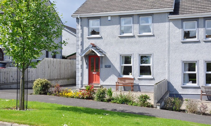 Bushmills Cottage | Larchfield, at the centre of the unique North Antrim Coast