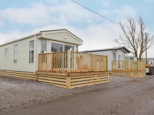 Wesham House | Larenzo