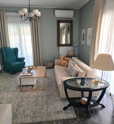 Kinosargous Apartment | Large 1 bedroom Penthouse with Large Terrace