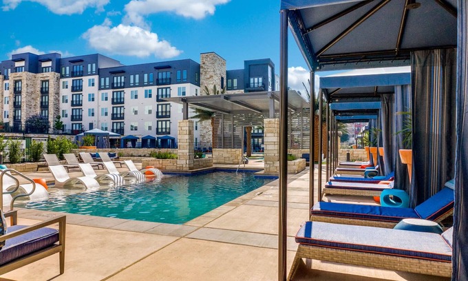 Farmers Branch Apartment | Large 1 Bedroom w/Balcony in North Dallas, Luxury Amenities, Free Parking
