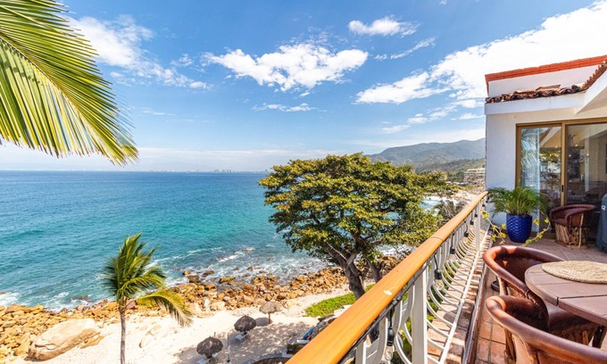Amapas Condo | Large 3 bed 3 Bath Penthouse! Ocean front! Spacious outdoor area! Mexican Decor!