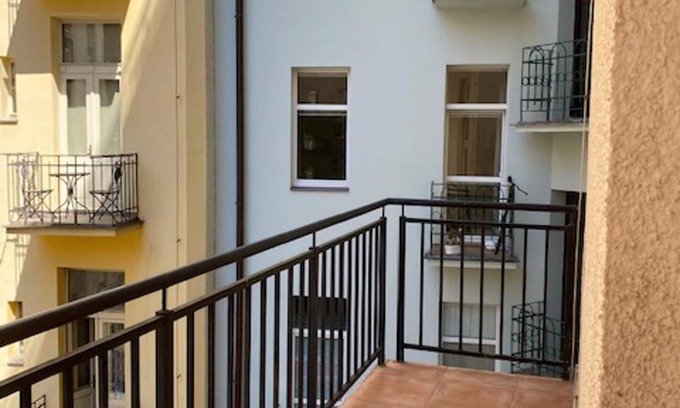 Andel Apartment | Large 3 Bedroom Family Apartment With Balcony