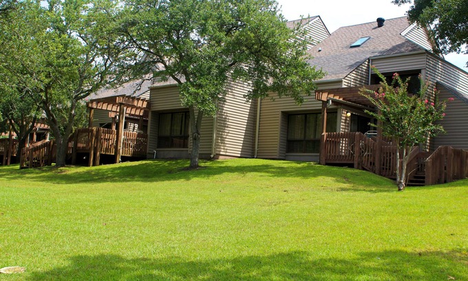 Fairfield Harbour House | Large 3 bedroom townhome with cable and internet