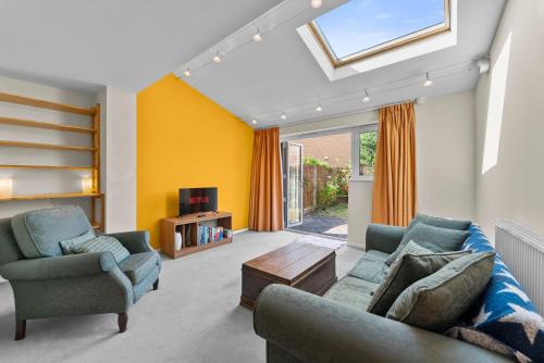 Girton House | Large 4-bed House in Cambridge - Garden