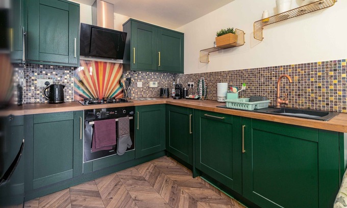 Openshaw House | Large 4 bedroom townhouse