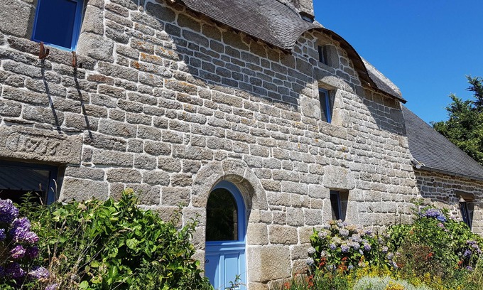 Riec-sur-Belon House | Large and beautiful 17th century house, 10 minutes from the beach by car