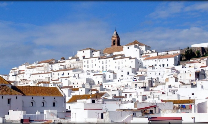 Alcala de los Gazules Apartment | Large Andalucian HouseBig house