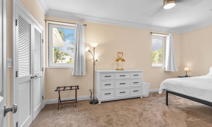 Paradise Island House | Large and Luxurious Unit 6/Spacious/Atlantis - Group/Family