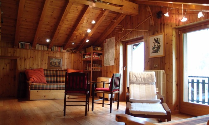Paquier Apartment | Large and welcoming attic in Valtournenche