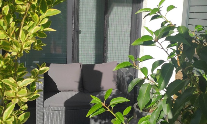 Kernstadt Condo | Large apartment (100MBitWiFi + bathtub + terrace)