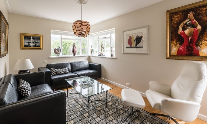 Akureyri Apartment | Large Apartment on two floors, 4 rooms - 2 min from Downtown