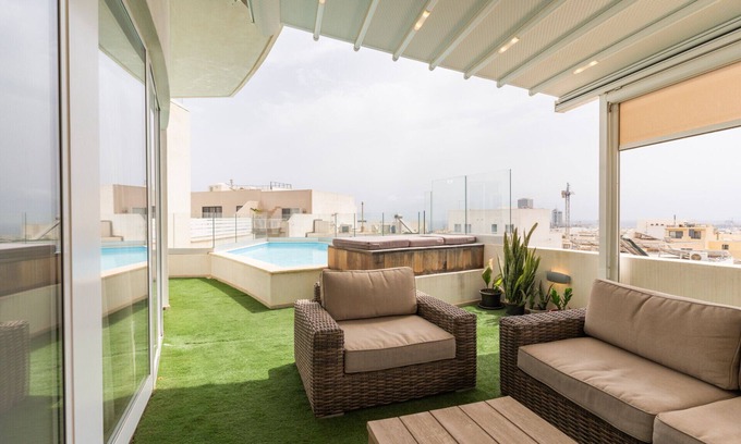 Tal-Ibrag Apartment | Large apartment with pool-Hosted by Sweetstay