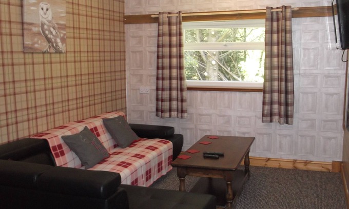 Glenurquhart House | Large B&B suite at Steading Highland Glen Lodge