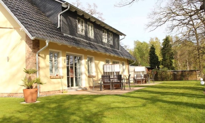 Ostseebad Baabe Apartment | Large Baab vacation home with sauna and fireplace (R) - large Baab vacation home with sauna and fireplace (R)