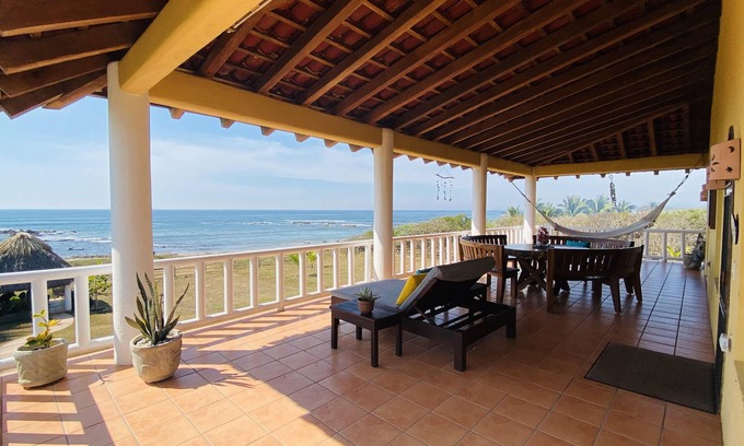 Saladita House | Large Beach Front Saladita Property in Secluded Cove n CalmaSaladita.com