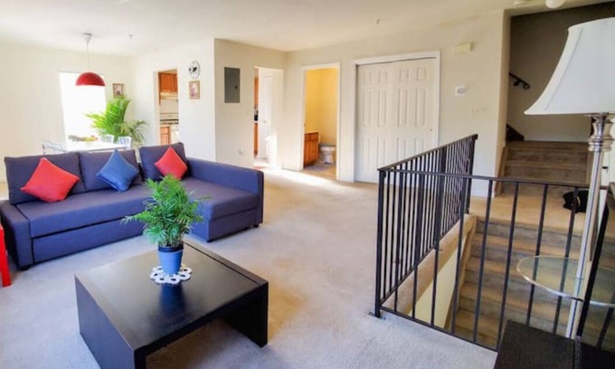Iselin House | Large bright 2 bed 2.5 bath town home, 2 patios close to Metropark train Station