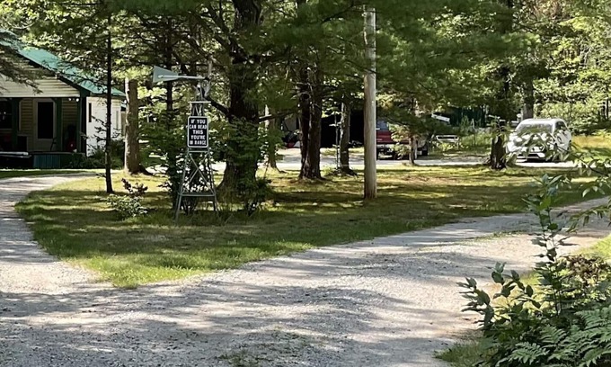 Moorestown Cabin | Large Cabin in The Woods