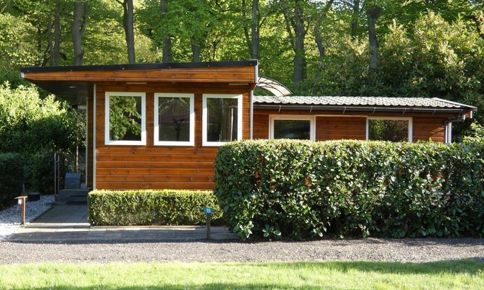 Marum Ski Chalet | Large chalet for rent in wooded area on border Friesland, Groningen,Drenthe.