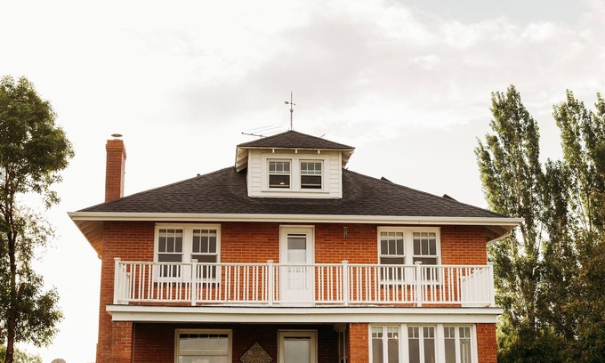 Eaton Other | LARGE CLASSIC FARMHOUSE ON 18 ACRES