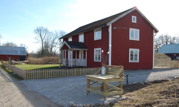 Jat House | Large cottage in the countryside for fishing aventure not far from Lake Åsnen