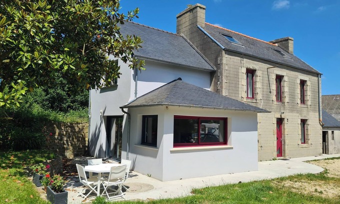 Landivisiau House | Large country house 2 minutes from the expressway