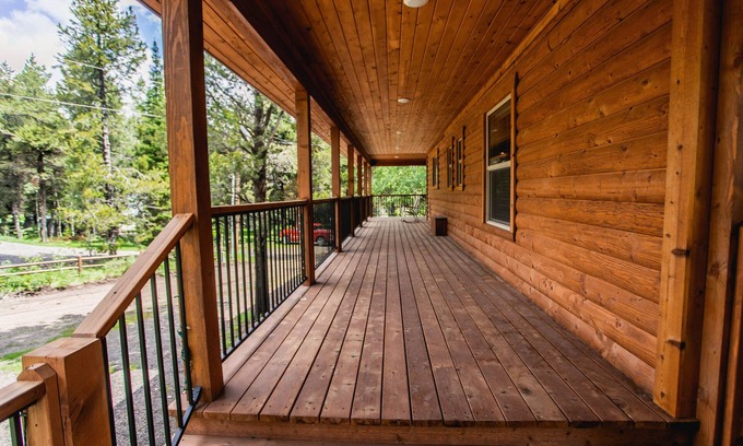 Island Park Cabin | Large Cozy Cabin Near Yellowstone Sleeps 14 Beautiful Views Island Park