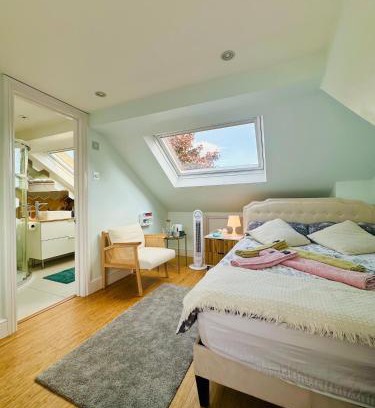 Southfield Apartment | Large Double Room with Private Bathroom West Zone 3 Free Parking