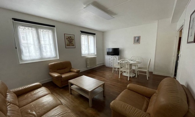 Elbeuf Apartment | Large family apartment in heart of Elbeuf