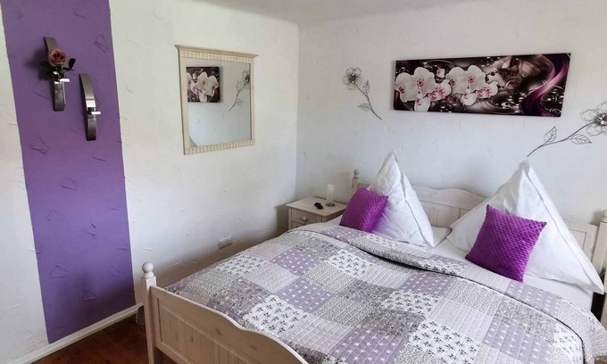 Volkach Apartment | Large family-friendly vacation apartment (90 sqm) with balcony