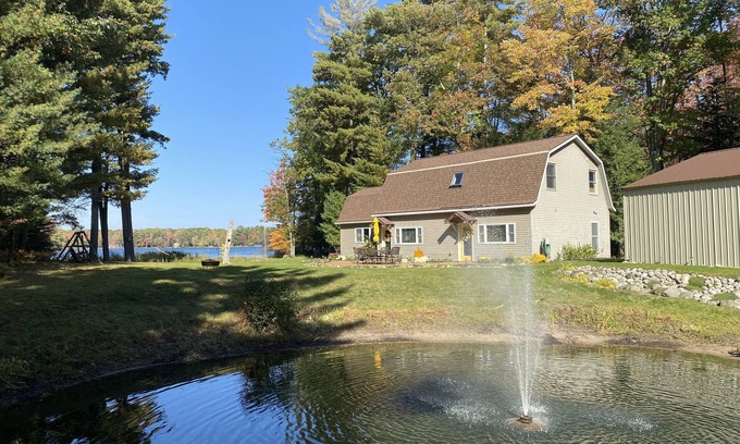 Interlochen Cabin | Large Family Fun on Beautiful Bass Lake